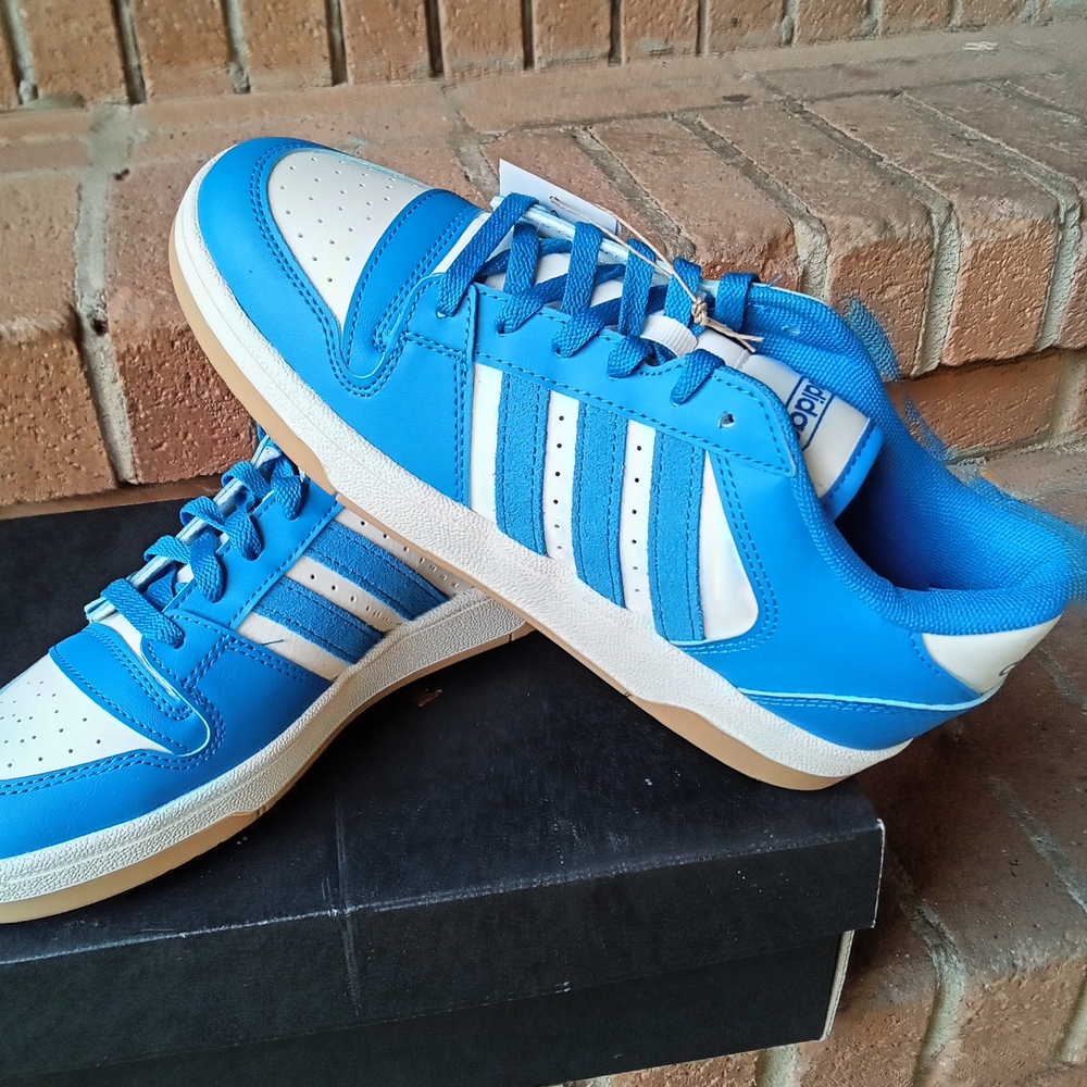 NEW  Mens Adidas Break Start Sneakers Shoes, size 7